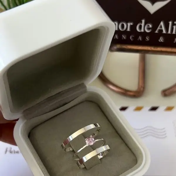 Aliança de Namoro Kevin Pink 2mm - Anel de Brinde