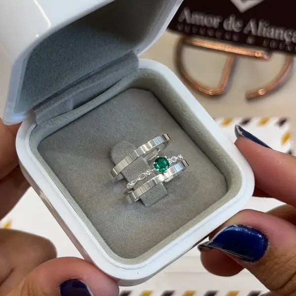 Aliança de Namoro Samira Green 2mm - Anel de Brinde